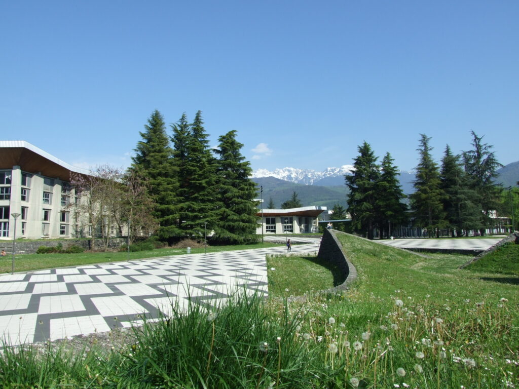 University of Grenoble Alpes